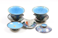 3 versch. chin. Deckeldosen und Schälchen,