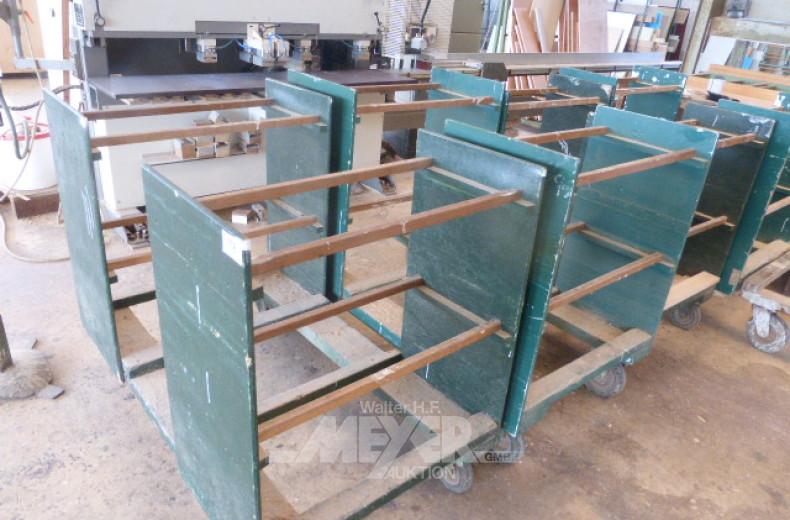 4 Holzrungen-Transportwagen, grün