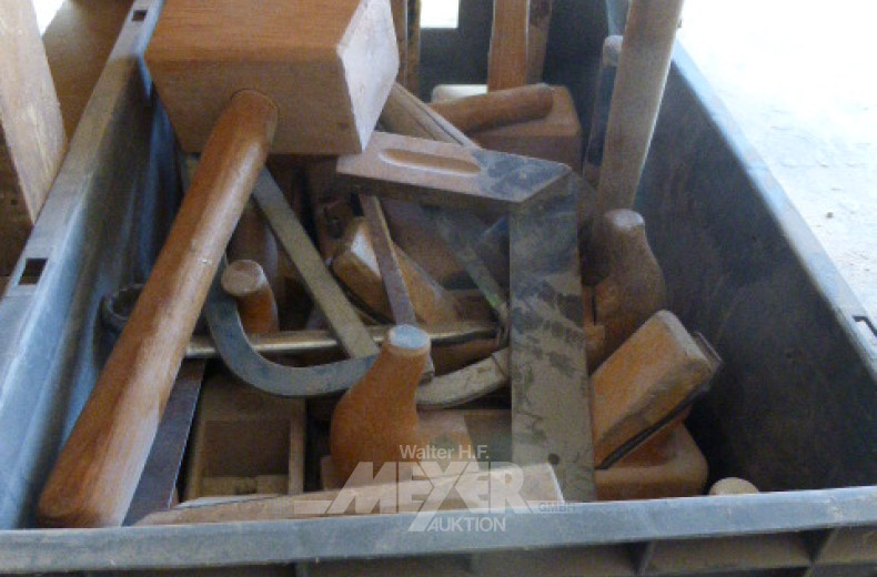 Posten Holzwerkzeug u.a. Hammer, Hobel,