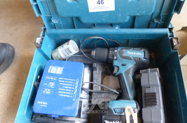 Akku- Bohrschrauber im Koffer