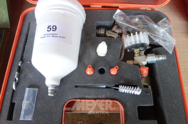 Lackier- Spritzpistole im Koffer
