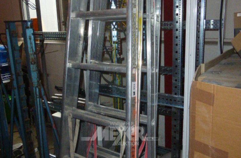 2 gr. Aluminium-Bockleitern,