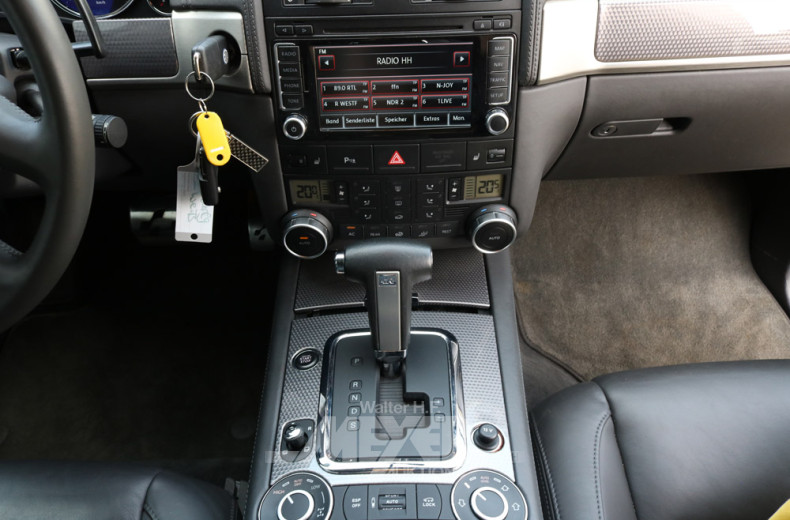 SUV, campanellaweiß