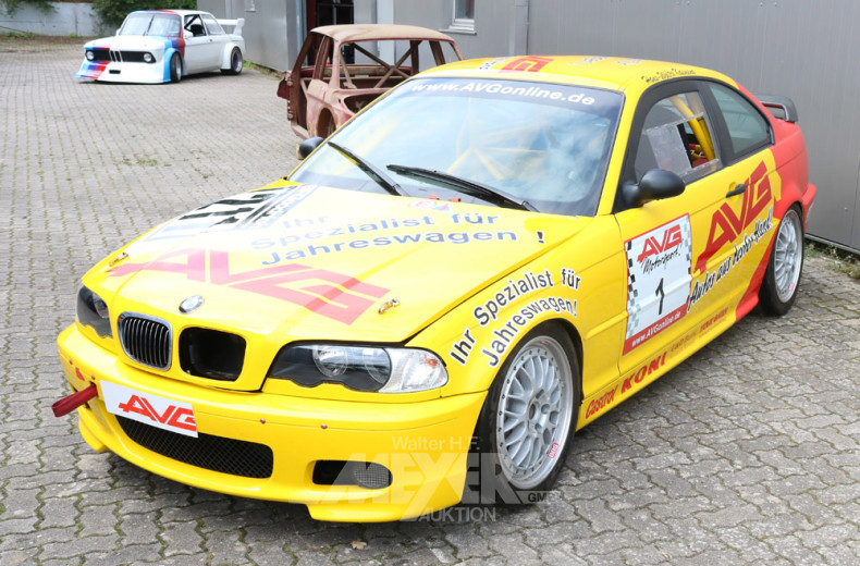 Motorsportfahrzeug, gelb