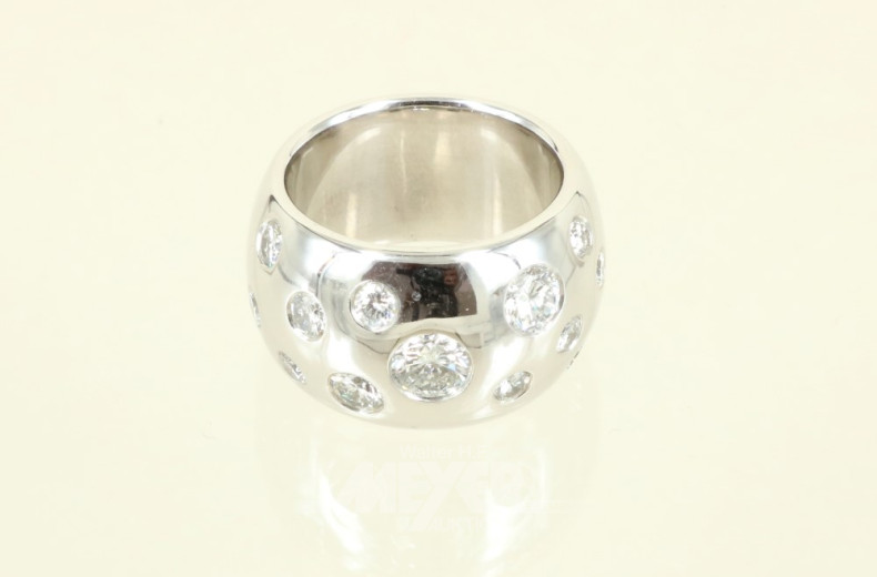 Damenring, 750er WG, ca. 34 g.,