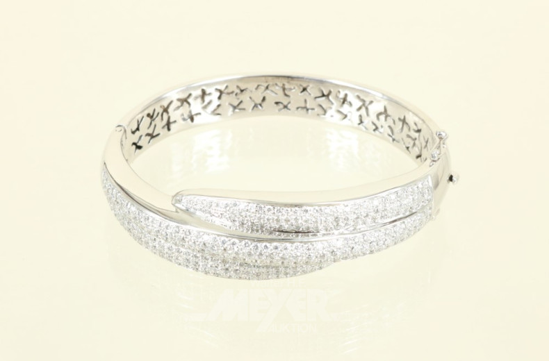 Armreif, 750er WG, ca. 61 g.,