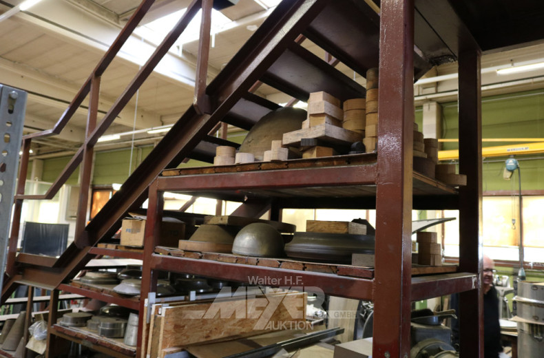 Fachbodenregal, verzinkt, ca. 12 lfd.m,