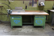 schwere Werkbank mit Unterschränken und