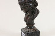 Bronze-Büste ''Römerin'', unsigniert,