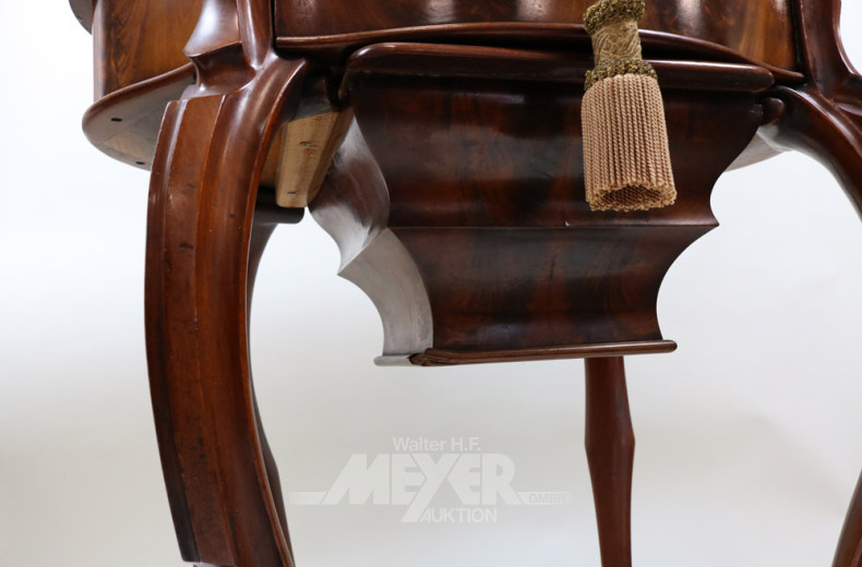 ovaler L.Ph. Nähtisch, Mahagoni/