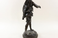 gr. Bronzeskulptur, ''Fischer''