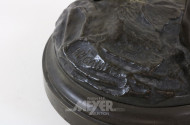 gr. Bronzeskulptur, ''Fischer''