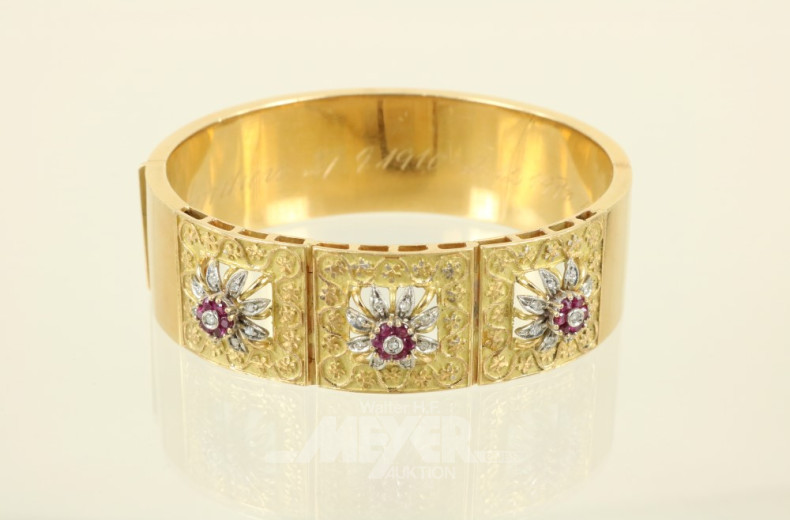 Armreif, 750er GG,  ca. 62,3 g.,