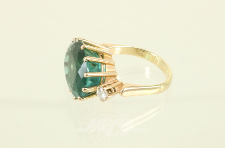 Damenring, 750er GG, besetzt mit