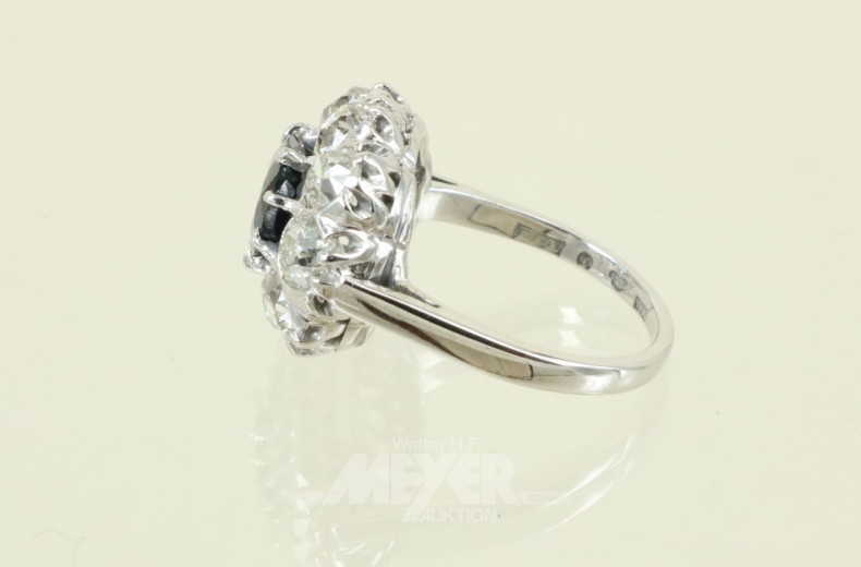 Damenring , 750er WG, Mittelstein fac.