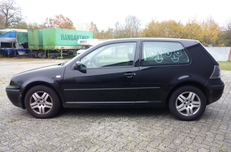 VOLKSWAGEN Golf V, schwarz