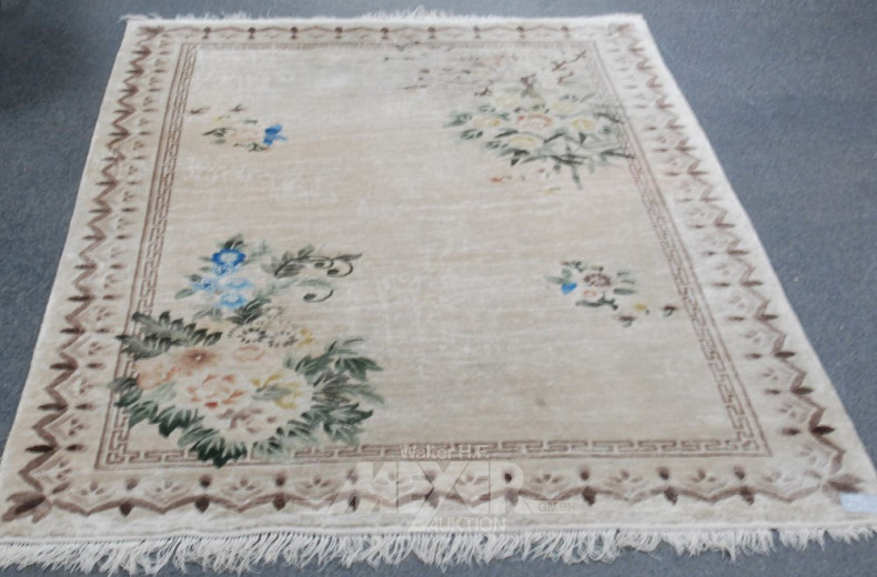 Orientbrücke, beigegrundig,