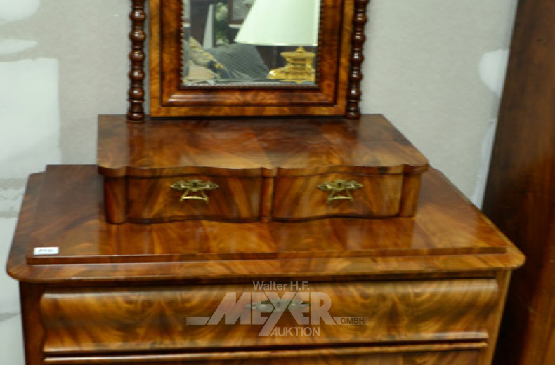 L.Ph. Kommode mit Spiegelaufsatz,