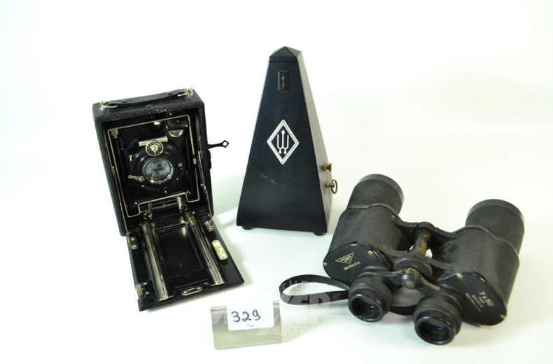 Metronom, 1 Kamera sowie