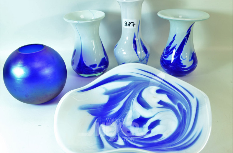 5 div. Glasvasen u. Schalen