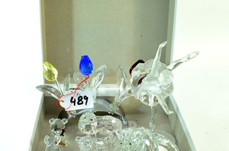 Posten Glas- u. Kristallfiguren,