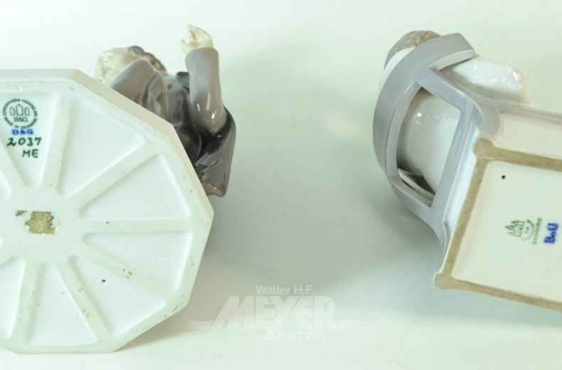 2 Porz.-Figuren ''Lehrer mit Kind u. Mutter