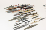 Posen Modellschiffe und Flugzeuge