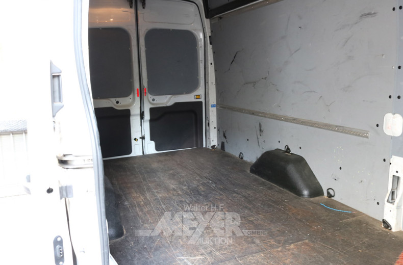 FORD Transit 350, weiß, Kastenwagen