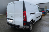 MERCEDES-BENZ Citan 1.5 l, weiß,