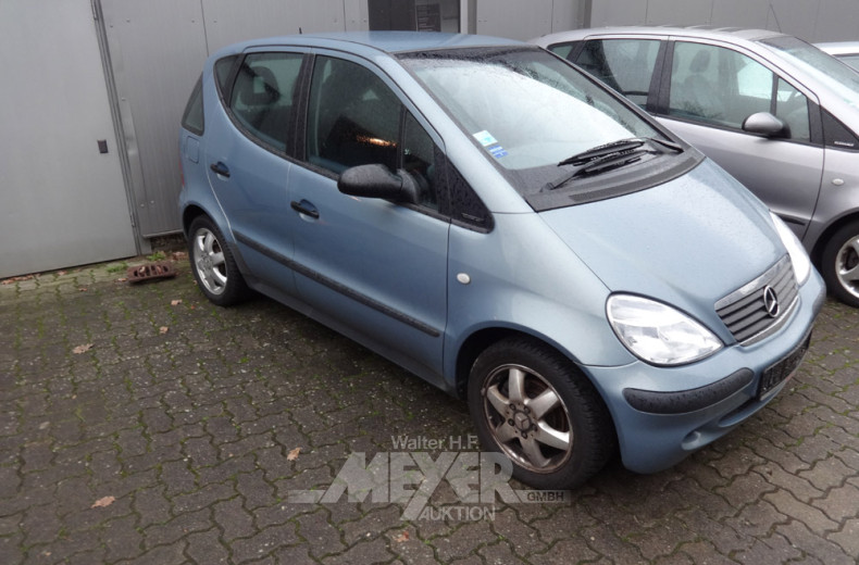 MERCEDES-BENZ A140, hellblau