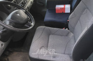 RENAULT Master 2.5 l L4, weiß,
