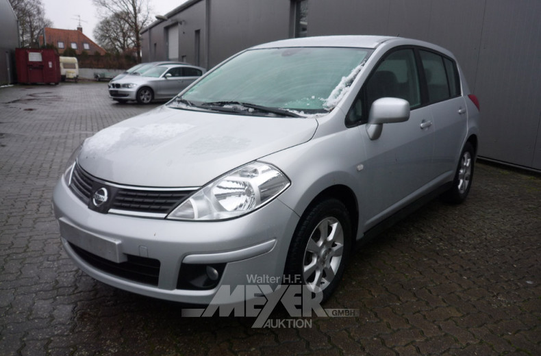 NISSAN Tiida, silber