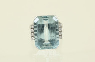 Ring, 585er WG, besetzt mit 1 Aquamarin