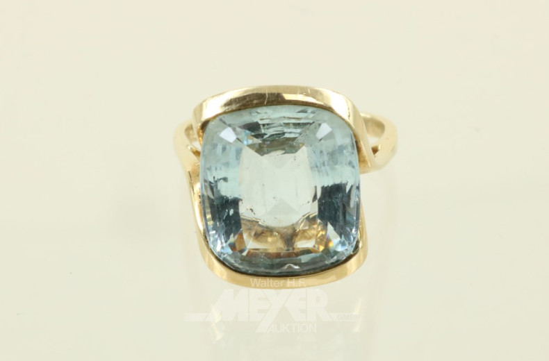 Ring, 585er GG, mit 1 oval fac.