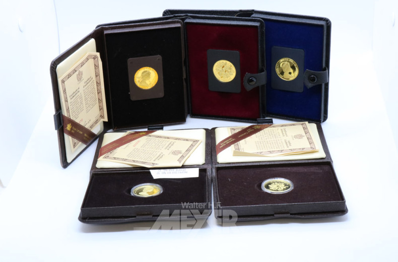 5 Etuis mit je 100 Dollar-Goldmünze