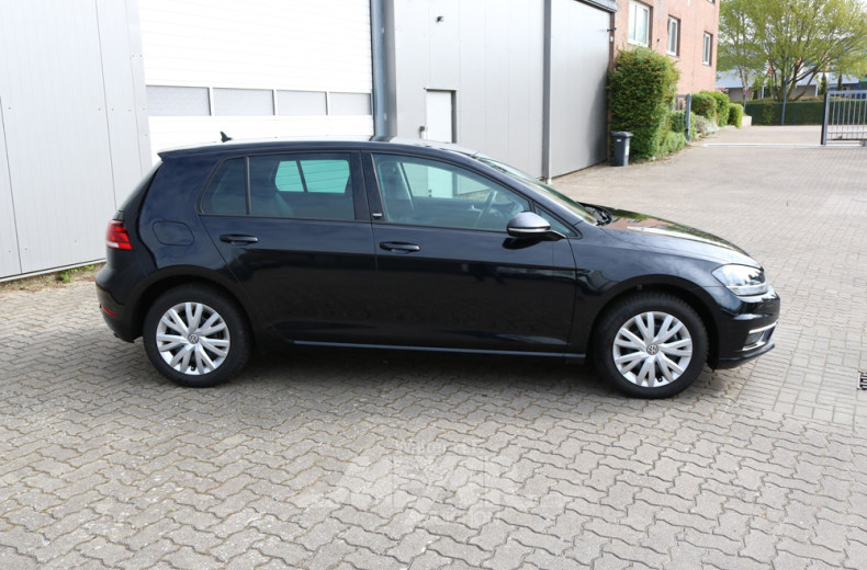 VOLKSWAGEN Golf VII 1.4 TSI DSG Sound,