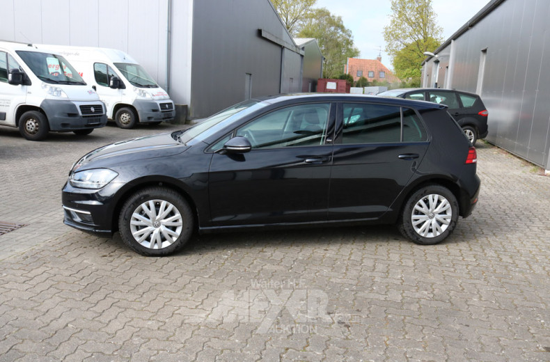 VOLKSWAGEN Golf VII 1.4 TSI DSG Sound,