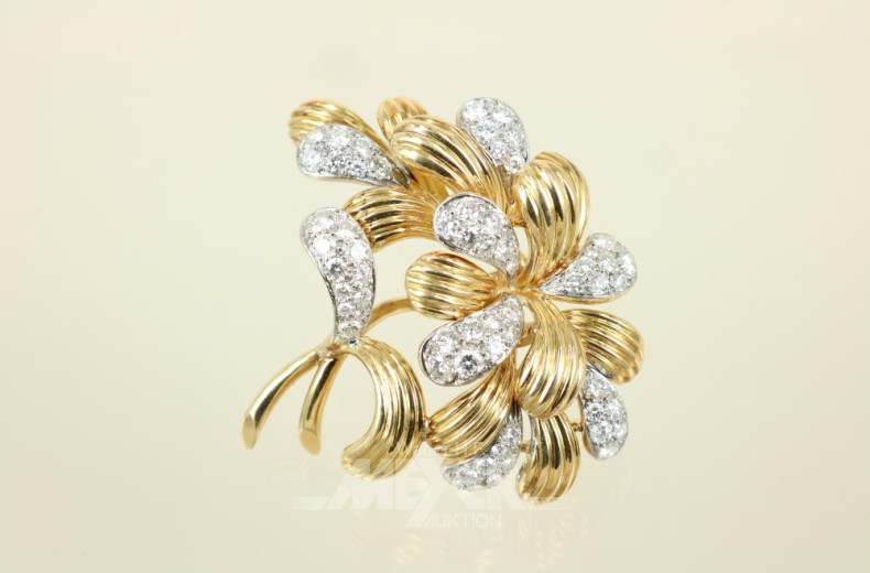 Brosche, 750er GG, ca. 35 g.,