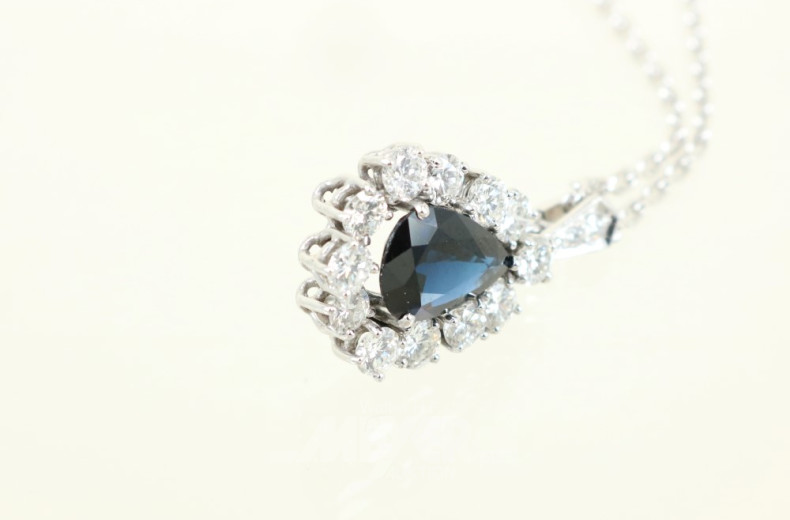 Kette, 585er WG, ca. 11 g., besetzt