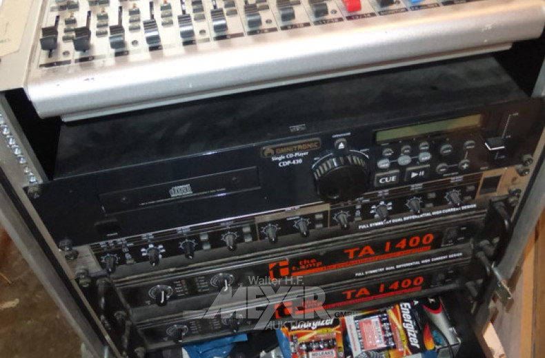 Tonanlage, im Flightcase, best. aus: