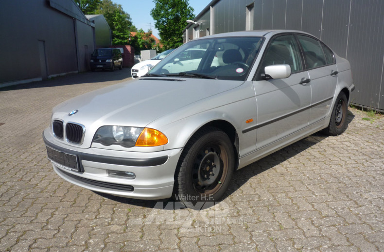 BMW 316i, silber