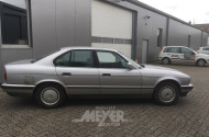 BMW 520i, silber