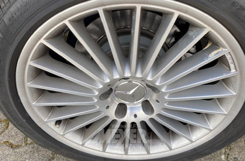 MERCEDES BENZ SL350, schwarz