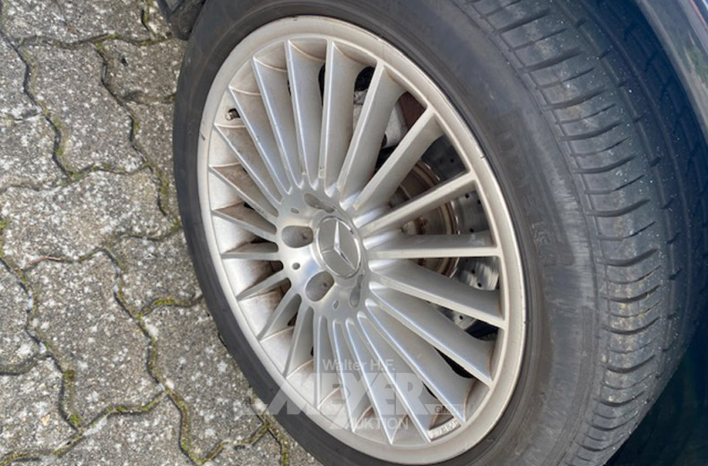 MERCEDES BENZ SL350, schwarz