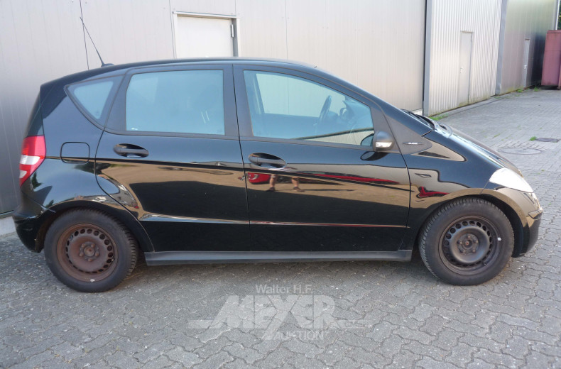 MERCEDES BENZ A 180 CDi, schwarz