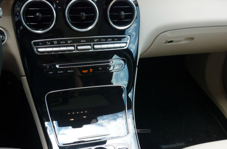 MERCEDES BENZ GLC 250 4Matic 9G Tronic,