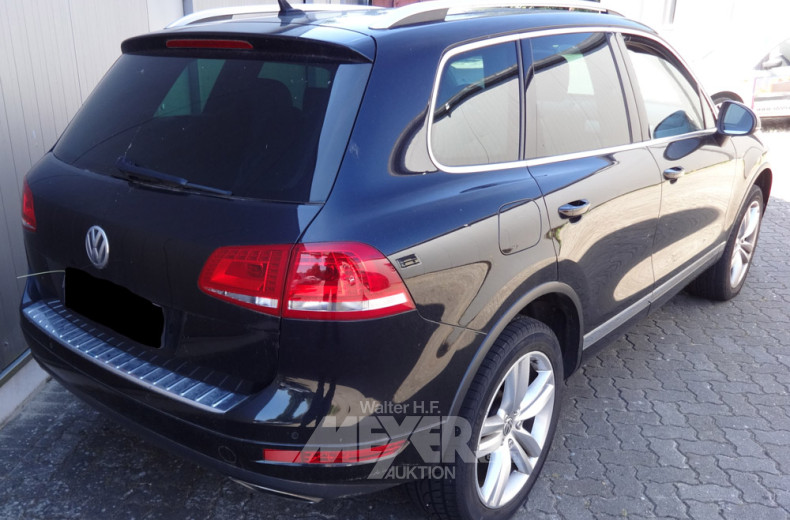VOLKSWAGEN Touareg, schwarz