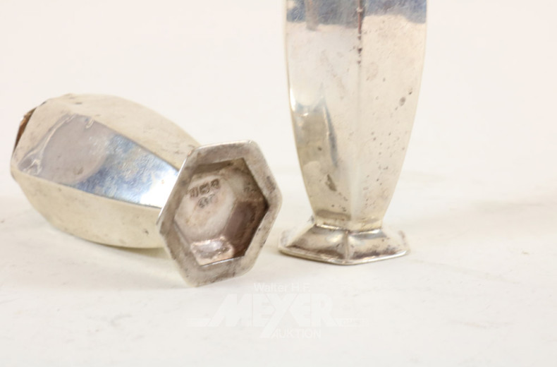 Paar kl. Gewürzstreuer, Silber,