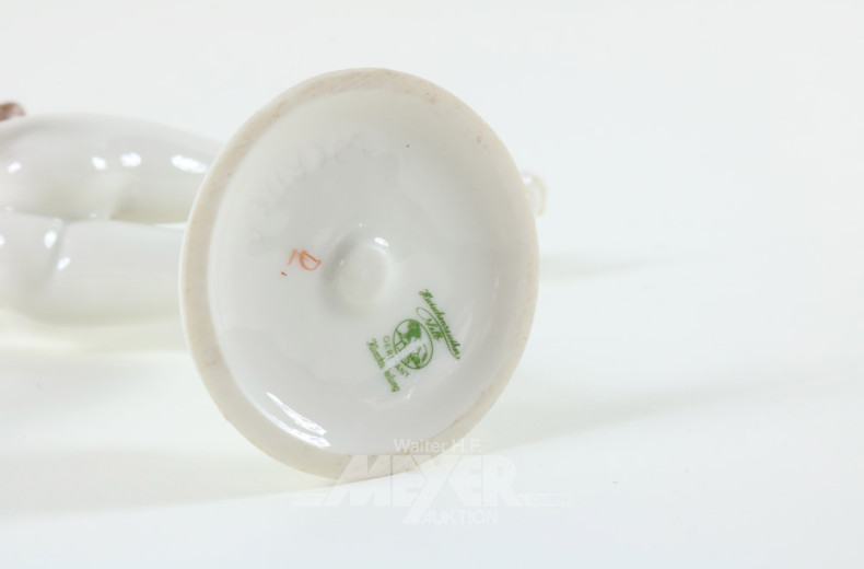 Porz.-Figur ''weibl. Akt mit Bällen''