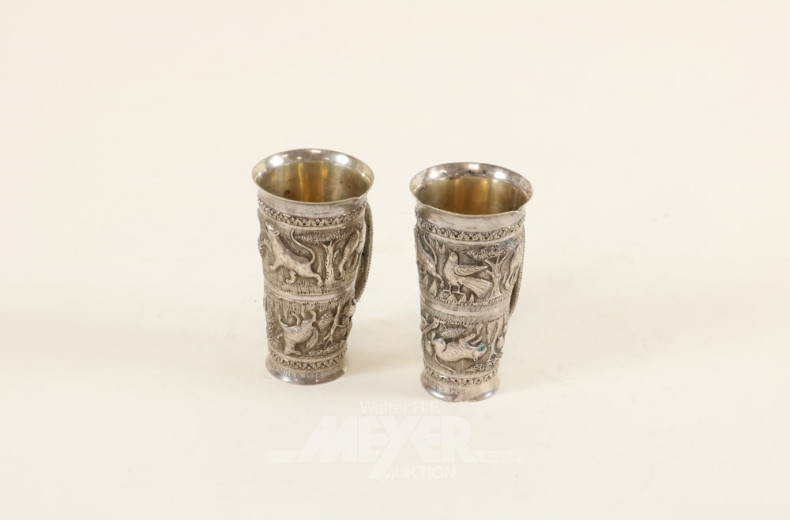 Paar Messbecher, Silber, bezeichnet